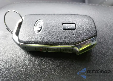 2021 Kia K5 Gt-Line z USA, uszkodzony, nr VIN 5XXG64J28MG062142